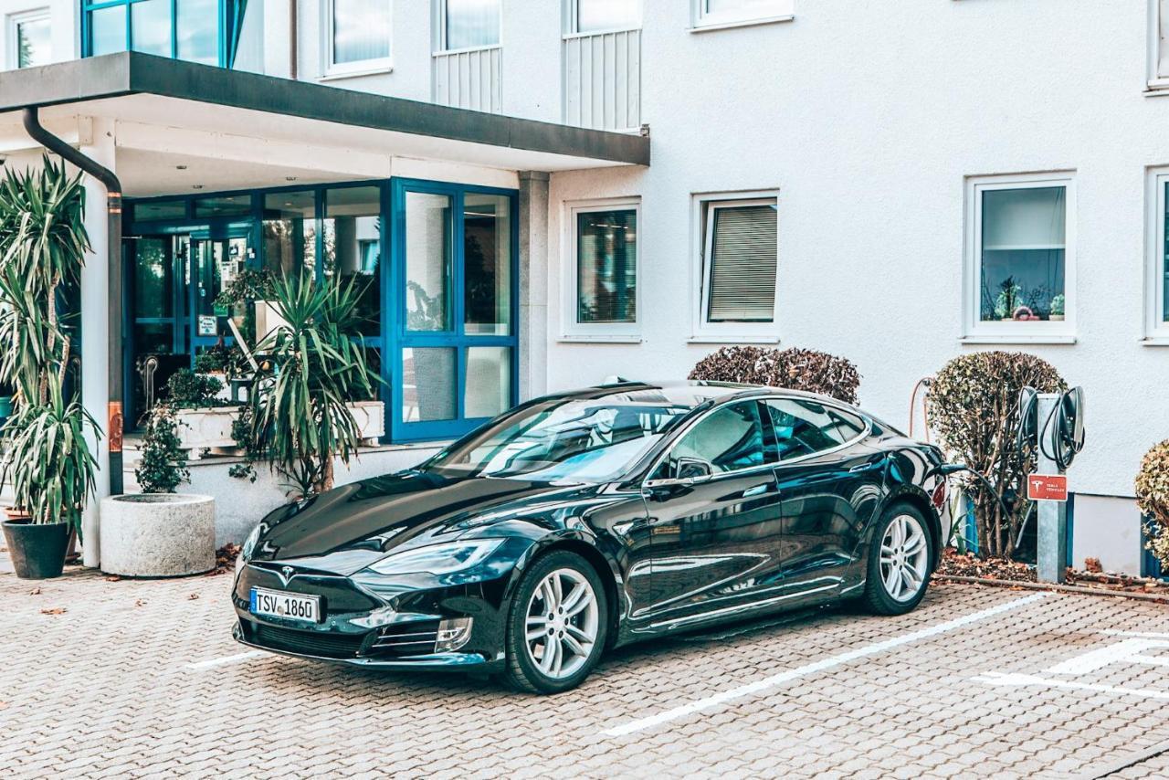 Hotel Schwertfirm Karlsfeld Exteriér fotografie